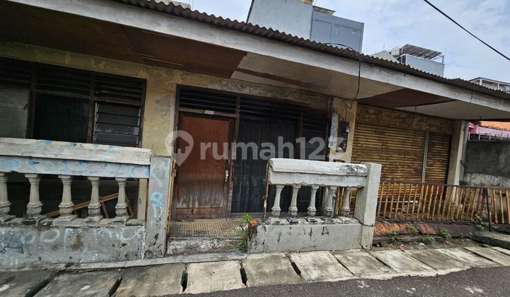 Dijual rumah tua perlu bangun ulang mepet NJOP di Jl Grogol Petamburan Jakarta Barat Dijual rumah tua perlu bangun ulang mepet NJOP di Jl Grogol Petamburan Jakarta Barat