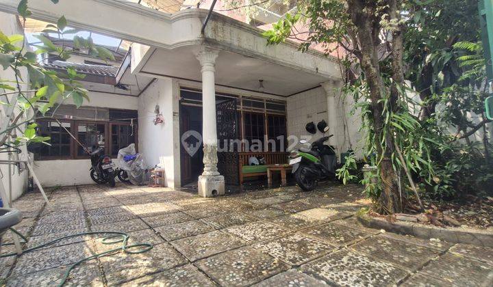 Rumah 2 Lantai Untuk Tinggal Bangun Ulang Kosan di Kemanggisan 1