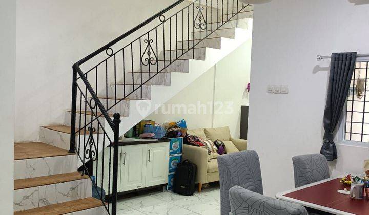 Dijual Rumah 2 lantai di Mangga Dua Selatan,  Sawah Besar, Jakarta Pusat 2