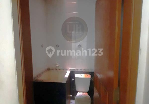 Rumah 1.5 Lantai di Gema Pesona Estate, Sukmajaya, Depok, Jawa Barat 2