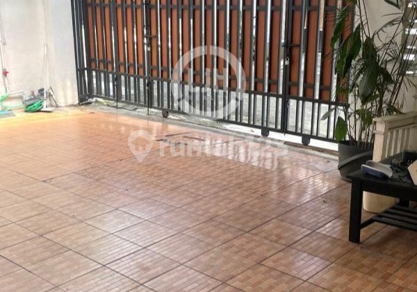 Strategis Banget! Rumah Jatiasih Dekat Pintu Tol, Kerja ke Jakarta Jadi Singkat. Strategis Banget! Rumah Jatiasih Dekat Pintu Tol, Kerja ke Jakarta Jadi Singkat.