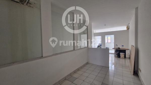 Shop House Near Main Road (Only 2nd Floor), Cibubur.