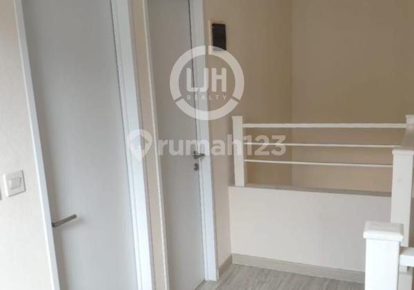 Beautiful, Comfortable, Move-in Ready House in Sakura Regency, Bekasi. 2