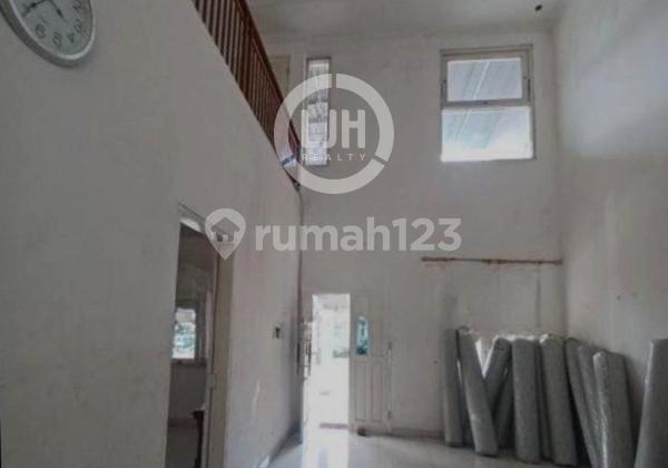 House in Kota Wisata Cluster. Quick Sale.