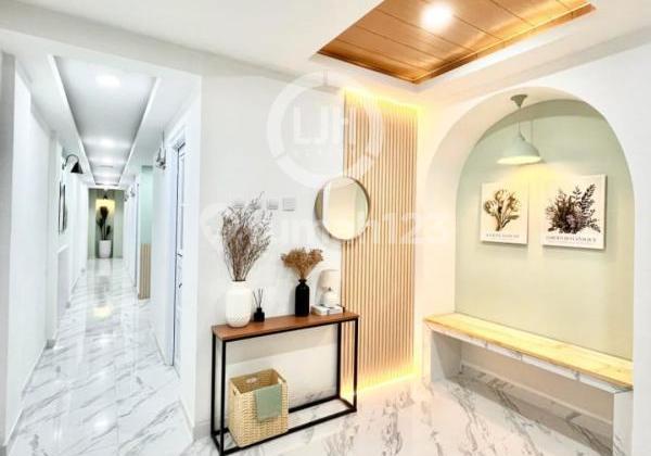 Strategic Boarding House in Front of MRT in West Jakarta. 2