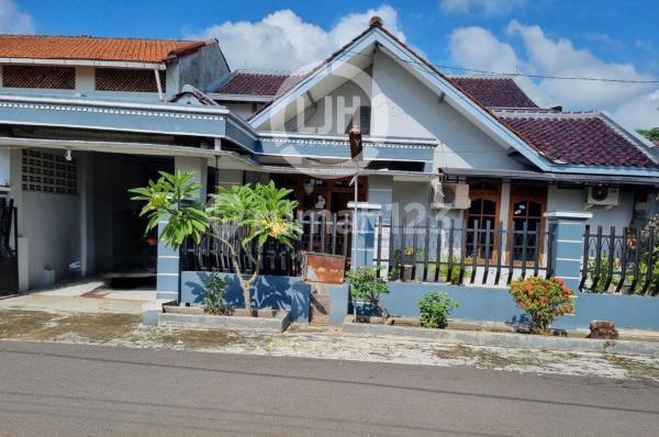 Rumah Luas Siap Huni Dijual Cepat di Cirebon. 1