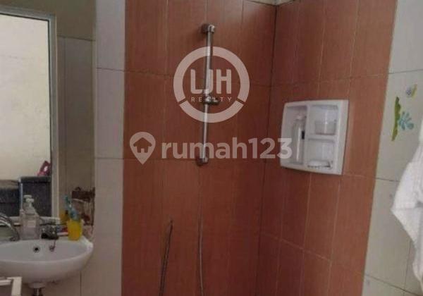 Rumah Luas Siap Huni Di Bukit Golf. Rumah Luas Siap Huni Di Bukit Golf.