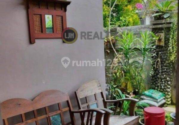 Rumah Semi Furnished Posisi Hook Di Taman Semengko Indah, Gresik - Jawa Timur 2