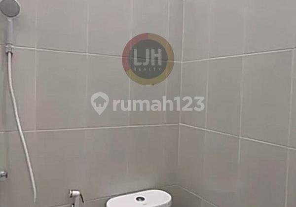 Ready-to-Live House in the Grand Wisata Housing Cluster, East Bekasi 2