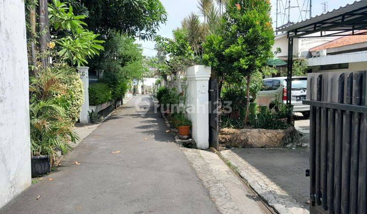 Rumah Besar Siap Huni di Pusat Jakarta 1