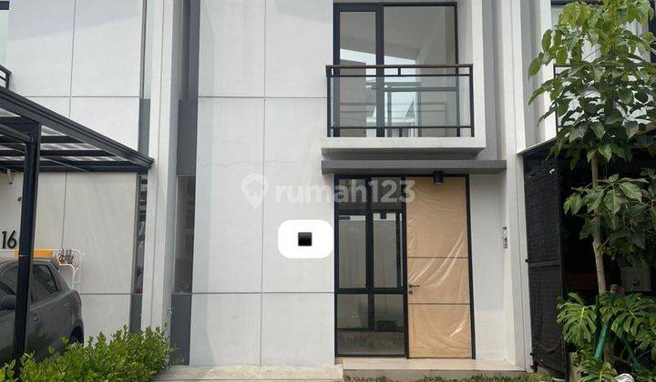 Disewa Rumah 2 Lantai Bagus Bersih Semi Furnished Lippo Karawaci 1