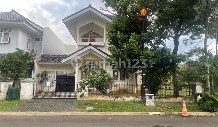 For Rent: Nice, Comfortable, and Cool House Near Mall, Campus, and School. For Rent: Nice, Comfortable, and Cool House Near Mall, Campus, and School.