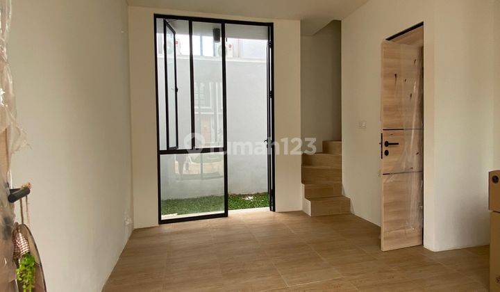 Rumah Baru Bagus Rapi Cantik Semi Furnished Lippo Karawaci 2