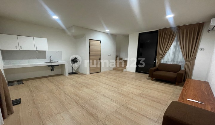 Rumah Bagus 2 Lantai Bersih Dan Baru Renovasi Lippo Karawaci  2