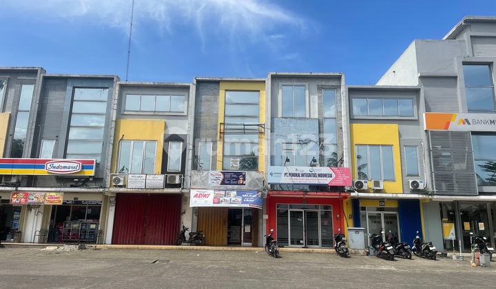 Strategic Location Shop House for Sale in Pasar Modern Mutiara Karawaci 2