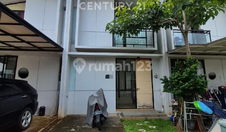 Rumah Cantik 2 Lantai Dekat Kampus Uph dan Pintu Tol Karawaci
