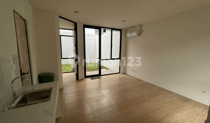 For Rent: Nice 2-Story House Near Campus and Karawaci Toll Gate 2