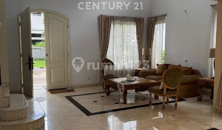 Furnished House in Lippo Karawaci, Strategic, Comfortable, Close to UPH Campus. Furnished House in Lippo Karawaci, Strategic, Comfortable, Close to UPH Campus.