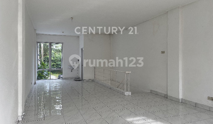 Nice 2-Story Shop House Strategically Suitable for Office, Cafe, and Warehouse 2