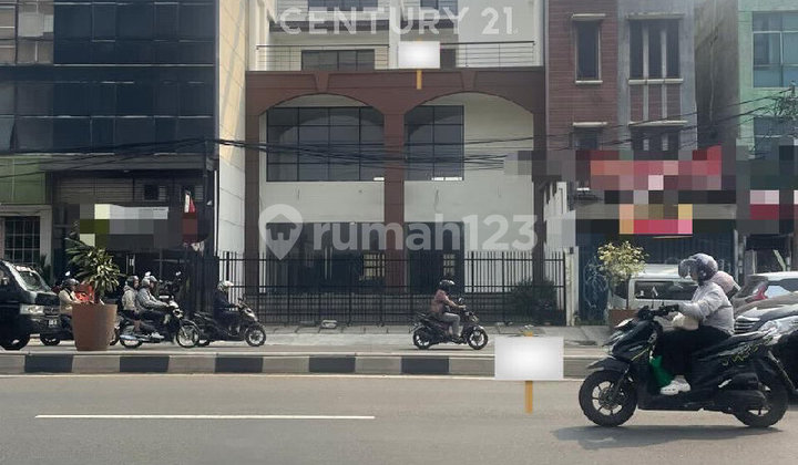 Ruko Bagus 4 Lantai Siap Huni  Strategis Cocok Buat Kantor 