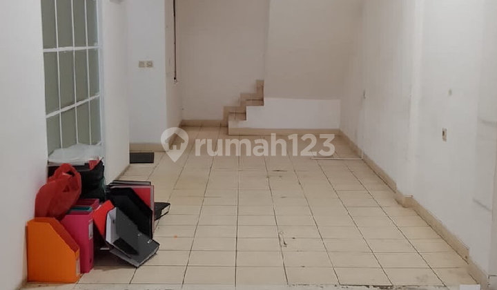 Nice 2-Story Shophouse Strategic Office Area Near Toll Gate 2