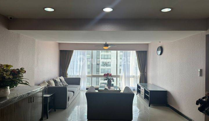 Kondominium Taman Anggrek Cantik Bagus Bersih Full Furnished  2