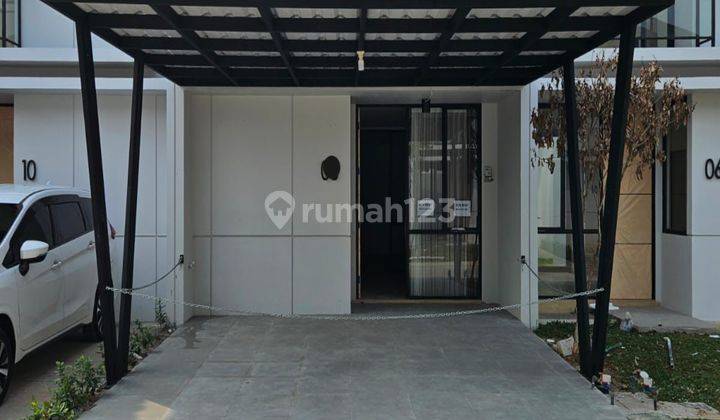 Rumah Bagus 2 Lantai Bersih Dan Rapi Baru Renovasi  1