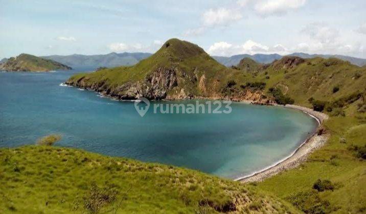 Beachfront Land For Sale 1 Hectares in Pantai Seraya Besar Labuan Bajo 1