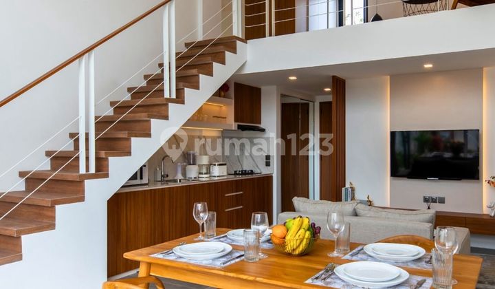 2-Level Luxury Apartment in Canggu Pererenenan - 60M², Rooftop Yoga & Cinema, Leasehold until 2049 - Premium Investment!