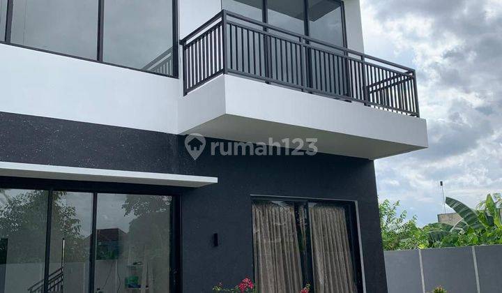 Dijual Rumah Tingkat Lt 340m2 Di Perumahan Greenlot Munggu Bali Bisa Kpr 1