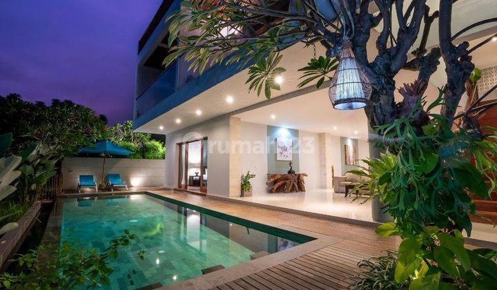 For Rent 3 Bedroom Villa Dengan View Sunset Dan Laut Di Batu Layar Senggigi Lombok 1