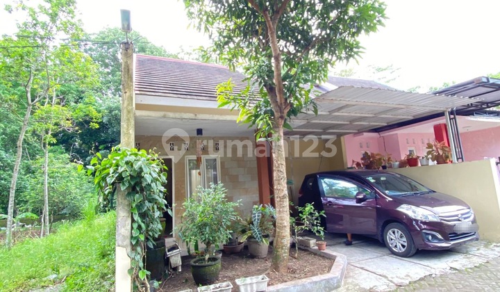 Dijual Rumah Dalam Perumahan di Jalan Kaliurang KM 12 Dekat Kampus Uii