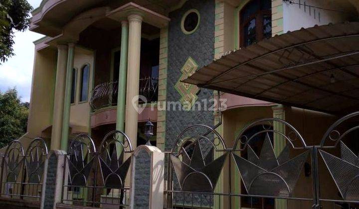 Rumah mewah  2 lantai di jl. Sulawesi dekat UGM 2