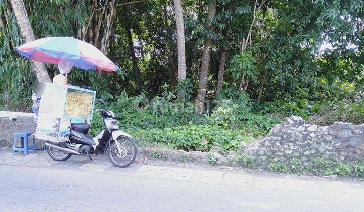 Tanah cocok untuk usaha depan pasar rejodani sleman 2