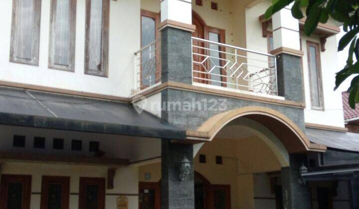 Rumah mewah full furnished  halaman luas di Purwomartani dekat kampus UPN 2