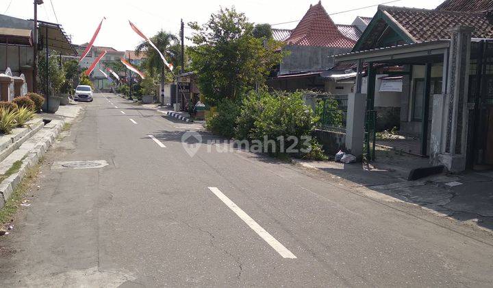 Tanah bonus rumah classic kokoh dalam beteng kraton harga di bawah pasaran 2