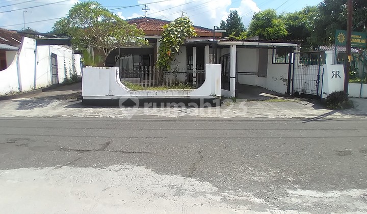 For Rent Large House Inside the Palace Fortress For Rent Large House Inside the Palace Fortress