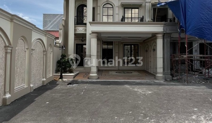 For Sale: House in an Elite Housing Complex Near West Ring Road 2