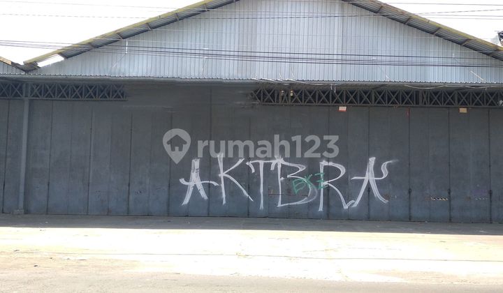 For Rent: Spacious 2600 SqM Warehouse in Sewon with Container Access For Rent: Spacious 2600 SqM Warehouse in Sewon with Container Access