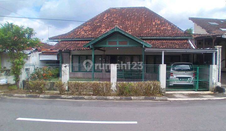 Dijual Tanah Dalam Beteng Kraton Bonus Rumah Klasik 1