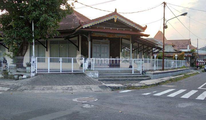 Dijual Rumah Classic Cocok Untuk Homestay Dalam Beteng Kraton 1