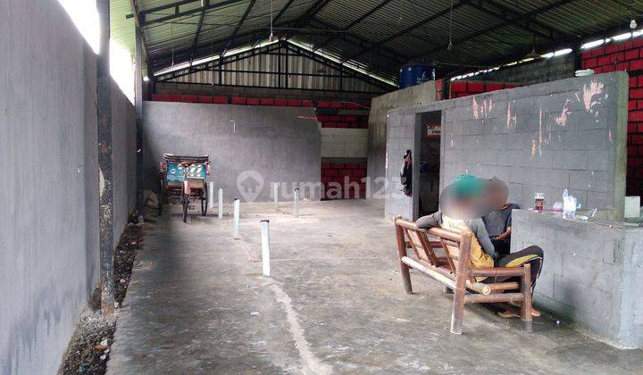 Ruang Usaha Outdoor Cocok Untuk Cafe Dekat Kampus 2