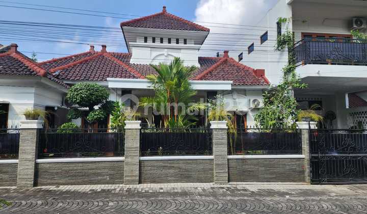 For Sale Luxury House in a Housing Complex Near UPN Campus 1