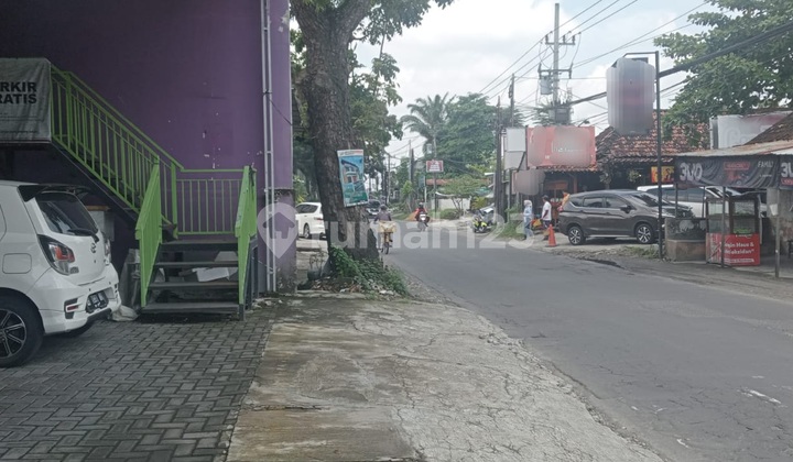 Rented Shop House on Jl. Kabupaten Suitable for Business Rented Shop House on Jl. Kabupaten Suitable for Business