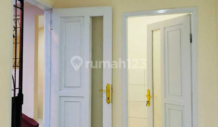 Minimalist Modern House in Taman Harapan Baru, North Bekasi 2