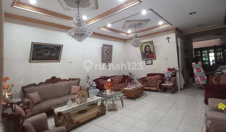 Rumah Luas 160 Mtr di Harapan Indah Bekasi 2