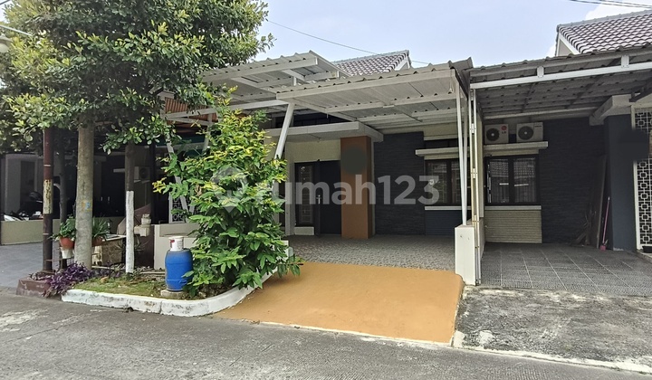 Rumah Sudah Full Renovasi di Cluster Acacia Harapan Mulya Bekasi Rumah Sudah Full Renovasi di Cluster Acacia Harapan Mulya Bekasi