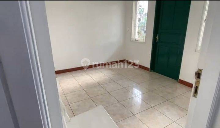 Dijual Rumah di Pinggir Jalan Boulevard Kemang Pratama 2 Bekasi  2