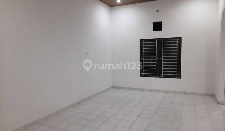 Rumah Harapan Indah 1 Jl. Flamboyan Area Depan, Bekasi 2