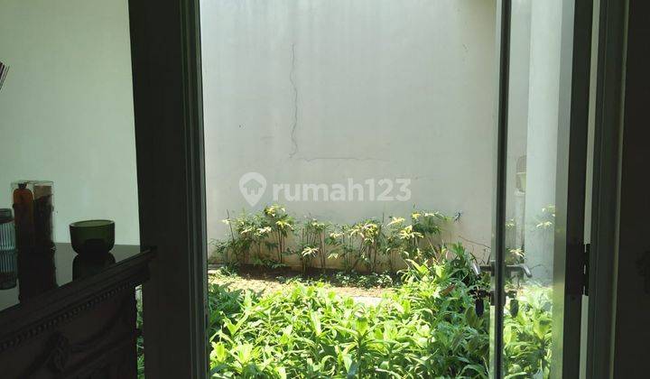 Di Jual Rumah 2 Lantai di Summarecon, Bekasi 2